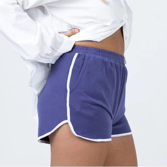 Princess Polly Pants - 🆕Size 4 Blue Track Shorts💙